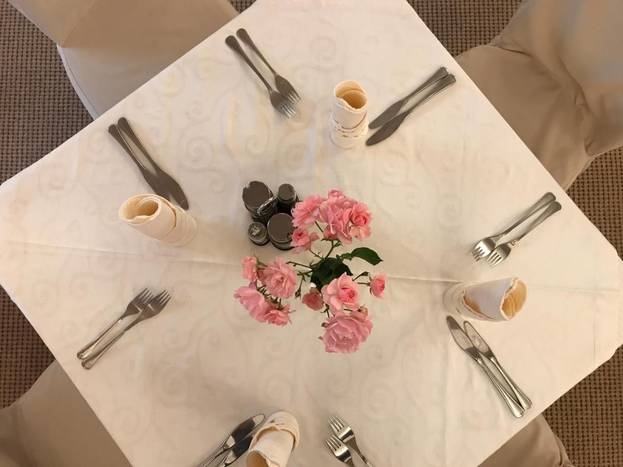 Hotel Otdih Kavarna Eksteriør bilde